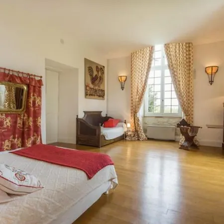 Chateau De Mazelieres *