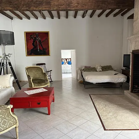 Chateau De Mazelieres 3*
