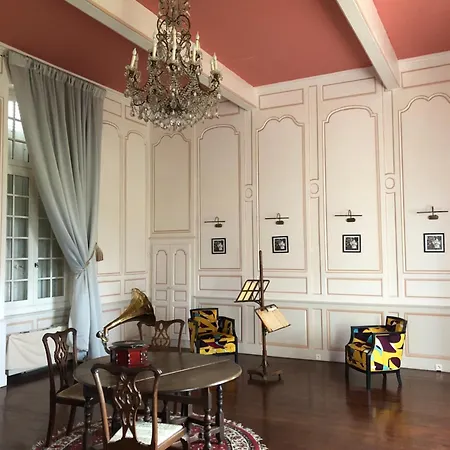 Chateau De Mazelieres