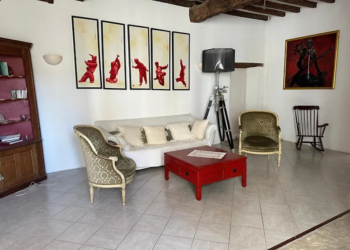 Chateau De Mazelieres Espiens