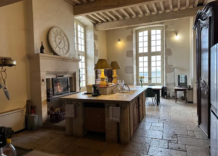 Chateau De Mazelieres 3*