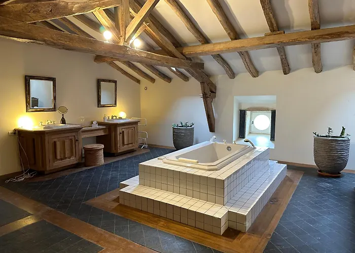 Chateau De Mazelieres Gasthuis