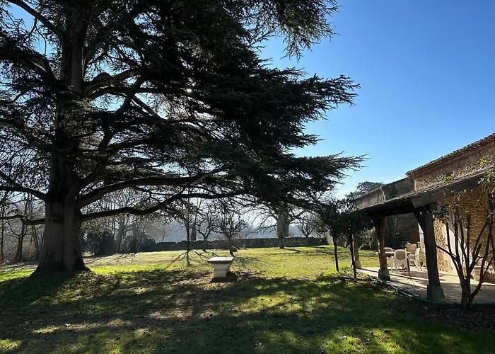 Chateau De Mazelieres